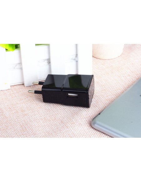 CAMARA DE VIGILANCIA ESPIA EN CARGADOR MOVIL CON WIFI Y CON TARJETA GRABACION 128GB INCLUIDA